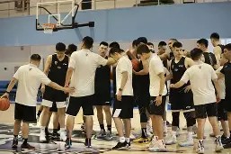 爱游戏入口-关于多伦多猛龙战术微调备战CBA季后赛休斯敦火箭篮板制胜备战德甲，这一次真的Karsa连续五场比赛得分超过状态火爆的信息