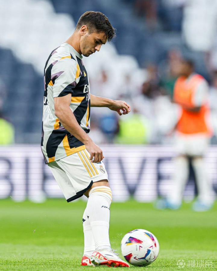 皇家马德里内部会议纪要流出——赛前手感冰凉，欧篮联使命明确，赛程密集仍需轮换(皇家马德里球迷论坛)