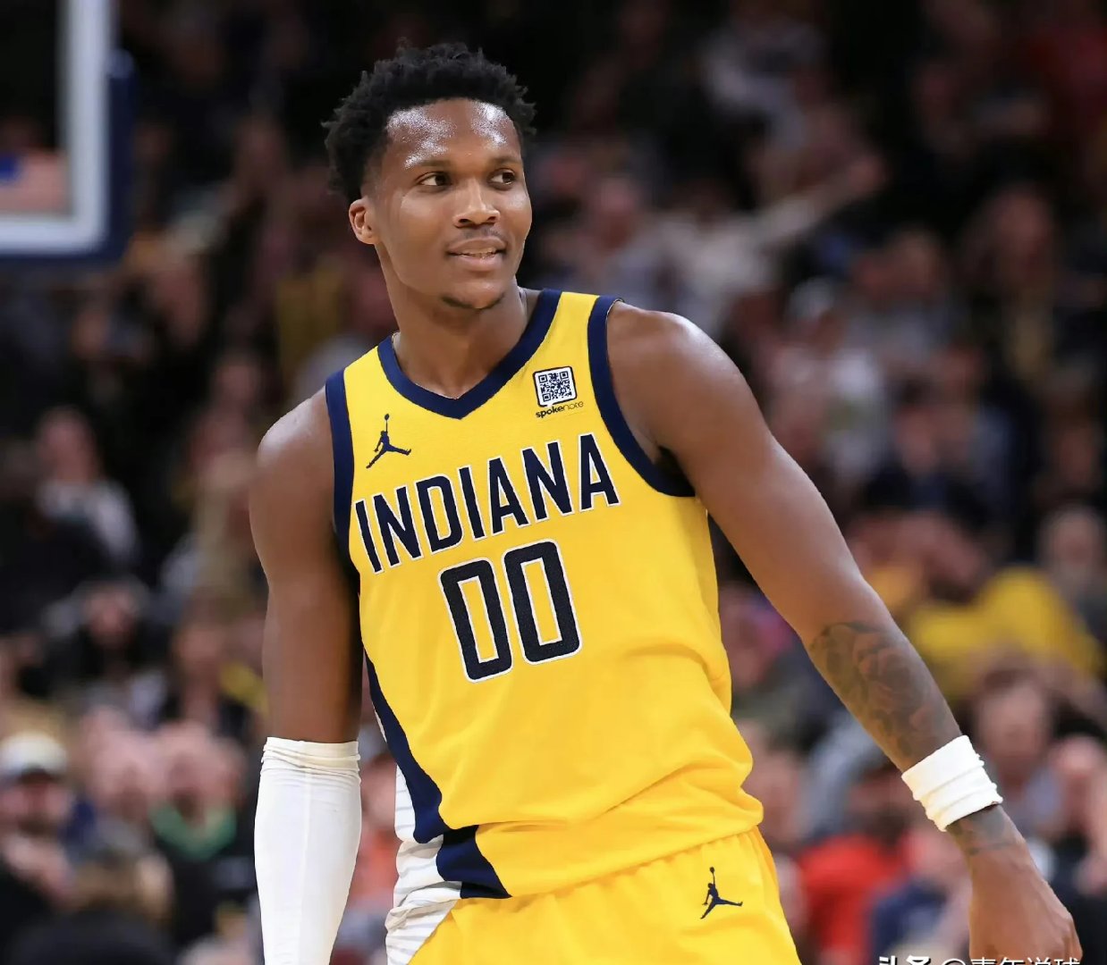 包含赛前印第安纳步行者备战欧超杯；强势反弹细节曝光；赛场秩序良好；数据趋势出现新变化的词条