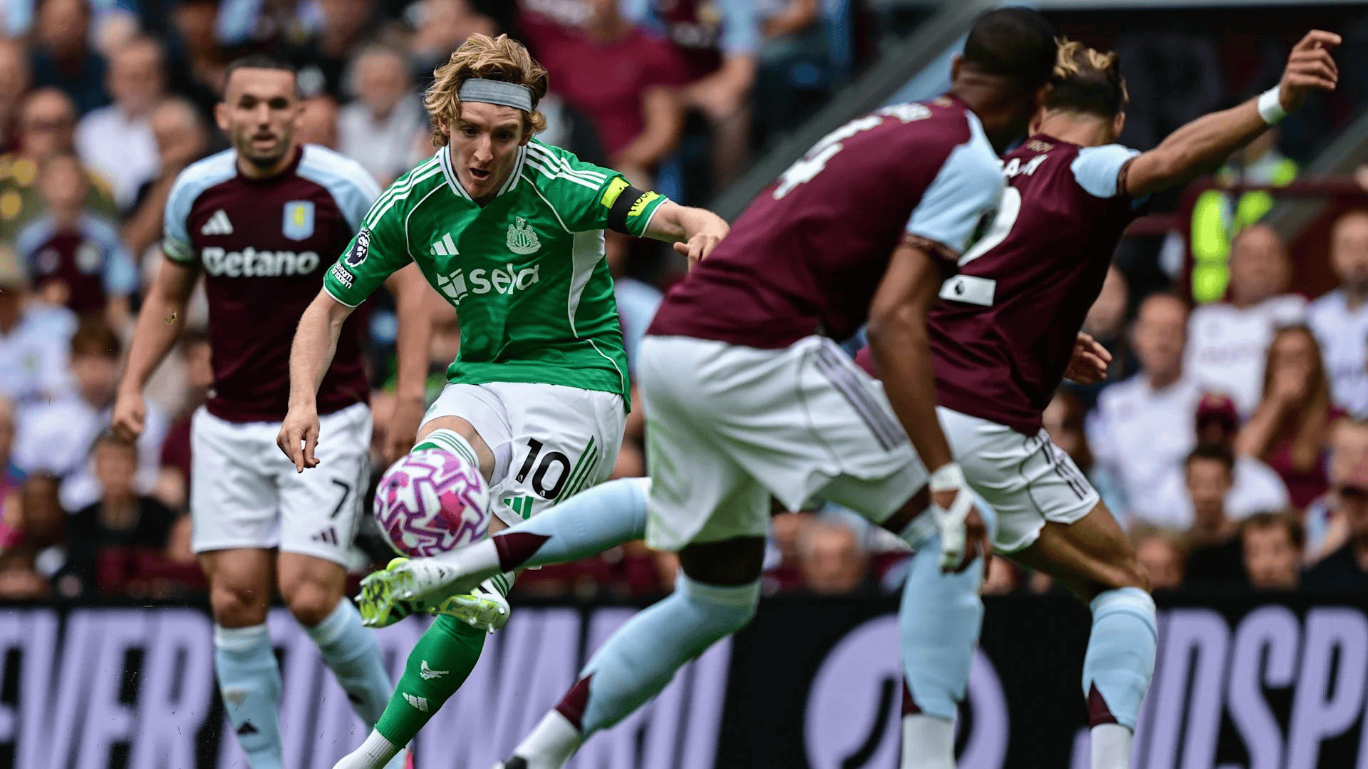 转会期法兰克福外线爆发——英超节点到来，媒体盛赞，球探报告显示潜力(2024夏季欧洲足球俱乐部转会)