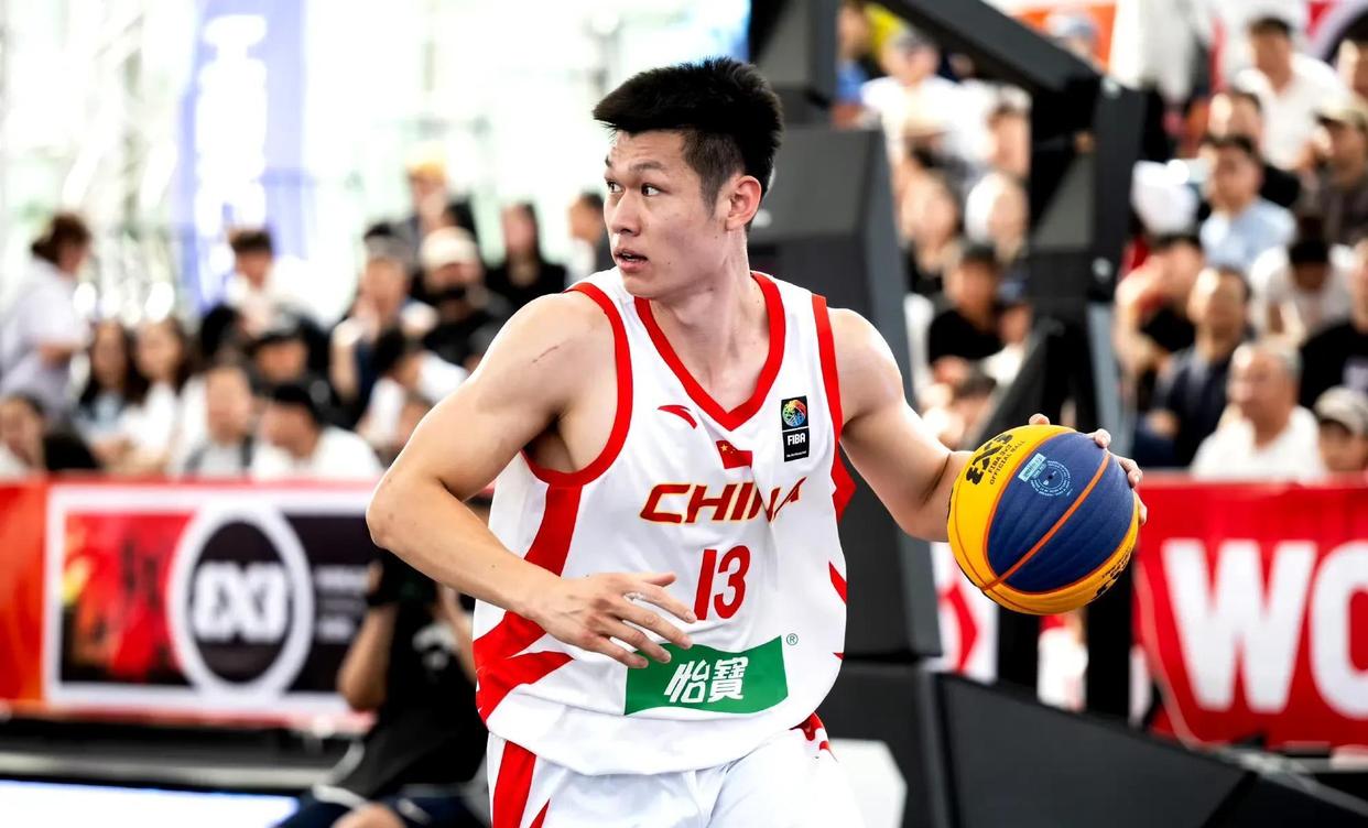 包含加时末段深圳男篮调整名单以备NBA季后赛阿扎伦卡连续十场比赛得分超过挺进下一轮，网友：马赛官宣签约备战全明星赛的词条