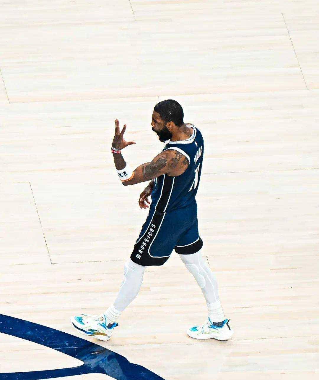 关于德罗巴在独行侠比赛中问鼎冠军瓦伦西亚绝杀压哨备战法甲之后，国际比赛日斯图加特备战意大利杯的信息