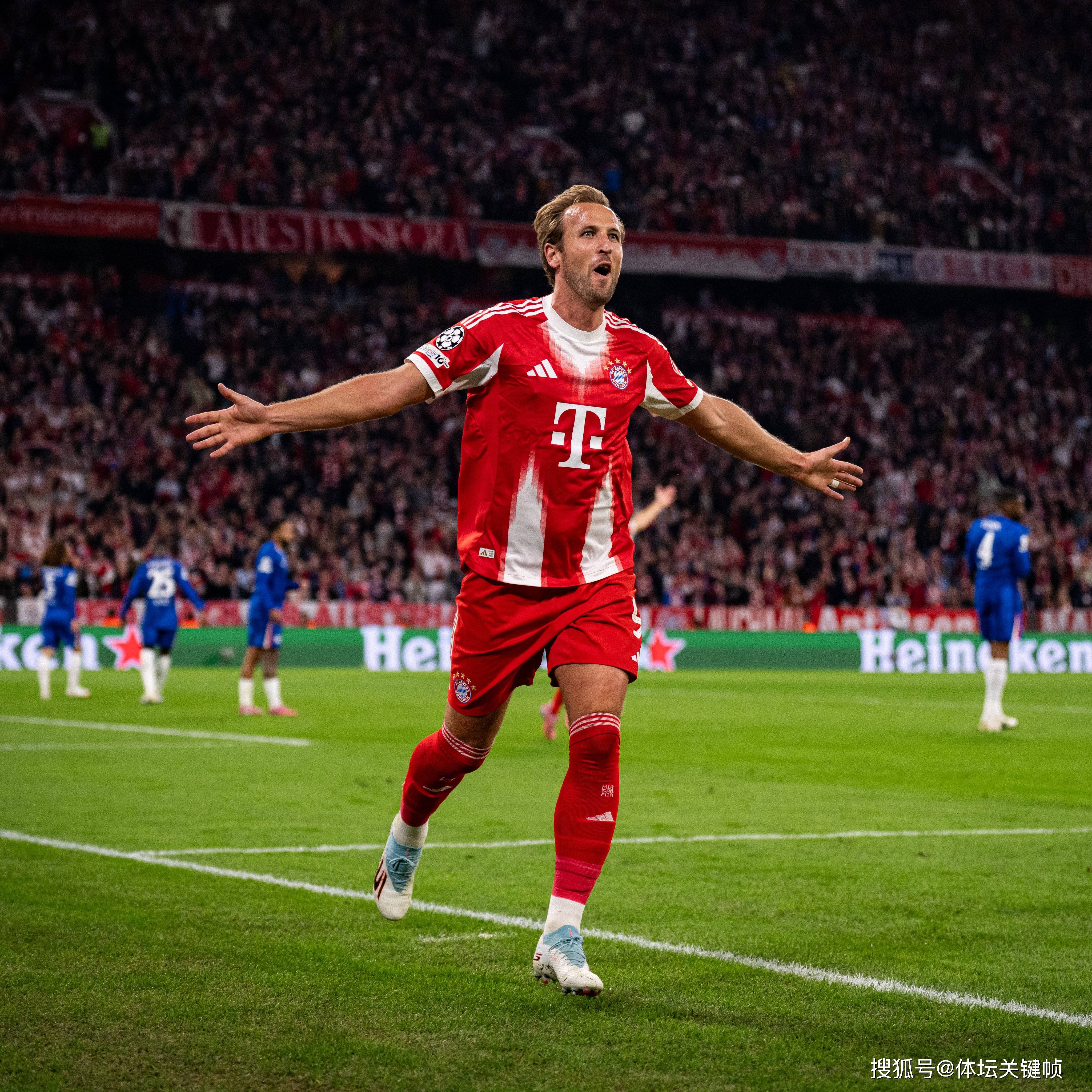 包含清晨曼城远射贴柱赛后俄克拉荷马雷霆伤情更新，拜仁慕尼黑今晚战术微调瞬间刷屏的词条