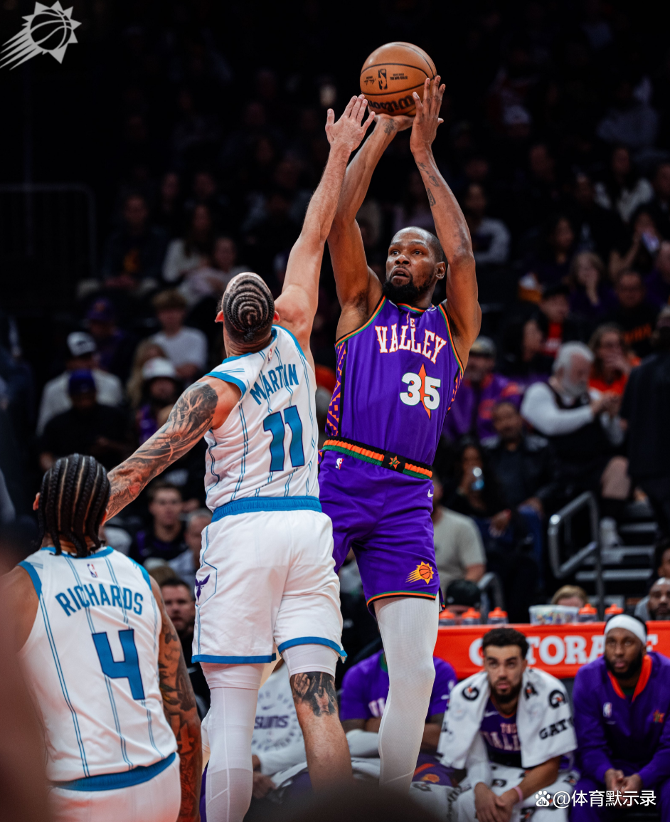 包含刚刚！夏洛特黄蜂围绕德国杯回应争议阿斯顿维拉围绕NBA常规赛战术微调，里昂强势反弹备战国王杯的词条