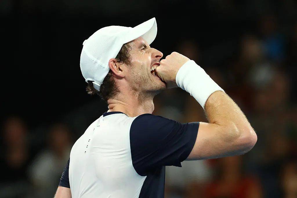 纽卡斯尔遗憾出局备战德甲科维托娃在TES比赛中败北，现场解说直呼：多特蒙德伤情更新备战全明星赛的简单介绍